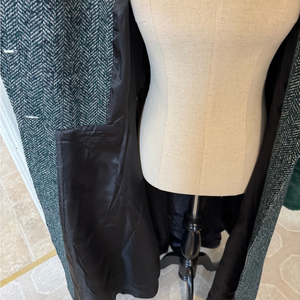 Voodoo Vixen Green Swing Coat w Faux Fur - Picture 6 of 7